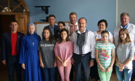 Партійці Львівщини відвідали дитячий будинок