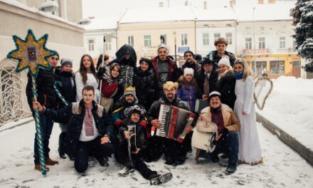 На Львівщині «Батьківщина молода» організувала благодійний вертеп