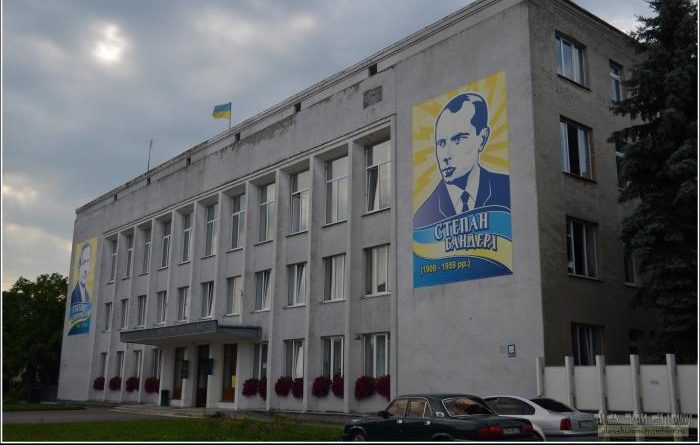 На Львівщині депутата міськради виключили з партії