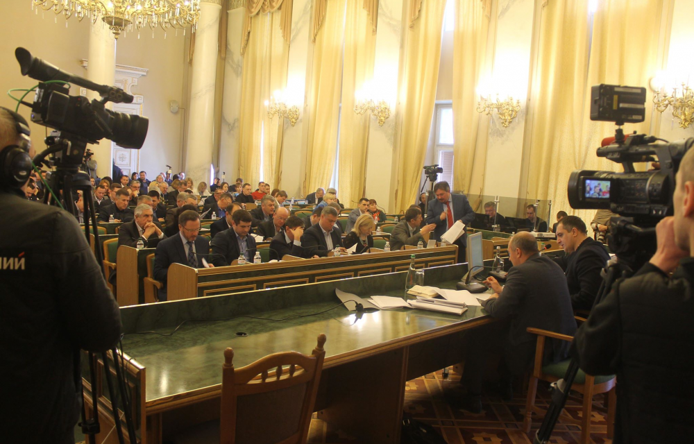 Львівська облрада звернулася до Президента з проханням відтермінувати введення ринку землі