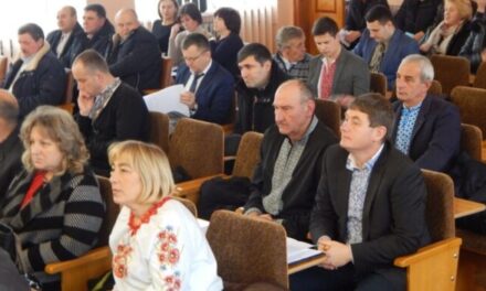 ДЕПУТАТИ БУЩИНИ ВИМАГАЮТЬ ВІД ВЛАДИ ЗУПИНИТИ РОЗГЛЯД ЗАКОНУ ПРО РОЗПРОДАЖ ЗЕМЛІ