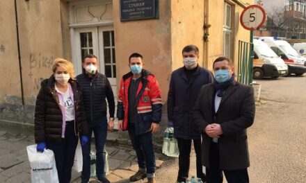 Активісти “Батьківщини” Львова допомогли станції швидкої меддопомоги