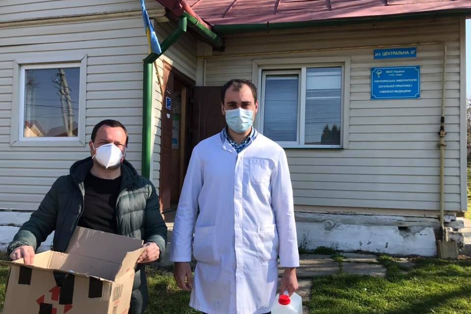 МЕДИКИ СІЛЬСЬКИХ АМБУЛАТОРІЙ ОТРИМАЛИ ДОПОМОГУ ВІД ТРУСКАВЕЦЬКИХ ПАРТІЙЦІВ