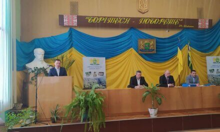 Громади Львівщини з ініціативи «Батьківщини» вимагають заборонити розпродаж землі
