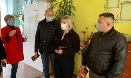 Представники обласної «Батьківщина» відвідали Червоноградський ліцей