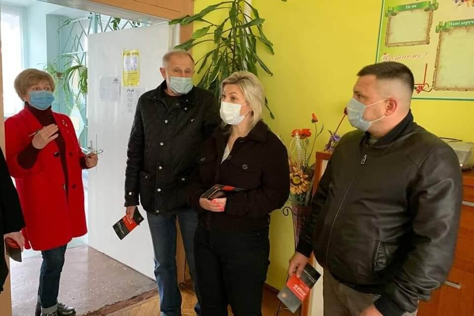 Представники обласної «Батьківщина» відвідали Червоноградський ліцей