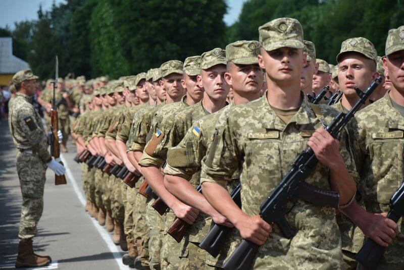 В Україні розпочалася масштабна демобілізація строковиків