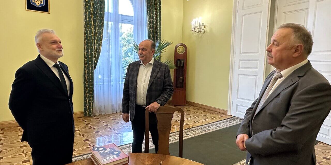 У Львівському університеті обговорили ключові виклики вищої освіти та проблему студентських гуртожитків