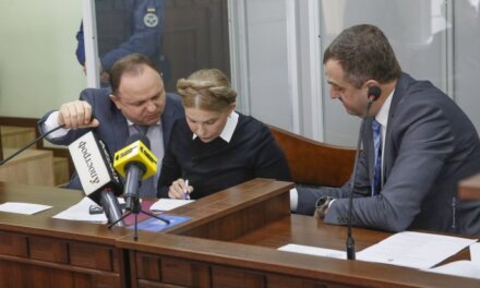 Юлія Тимошенко: Ми крок за кроком скасуємо всі незаконні рішення ВАКСу, і від цієї замовної справи не залишиться нічого!